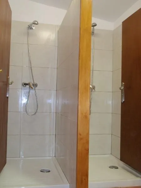Refugi Arboli Hostel 0*,